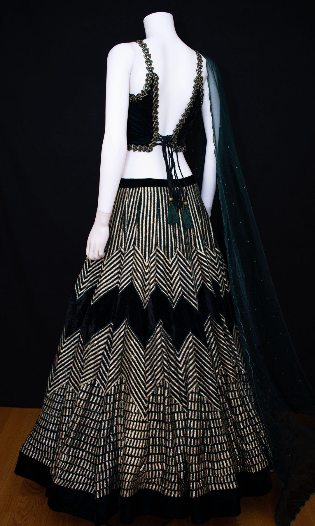 CC3246 - sarees and lehenga
