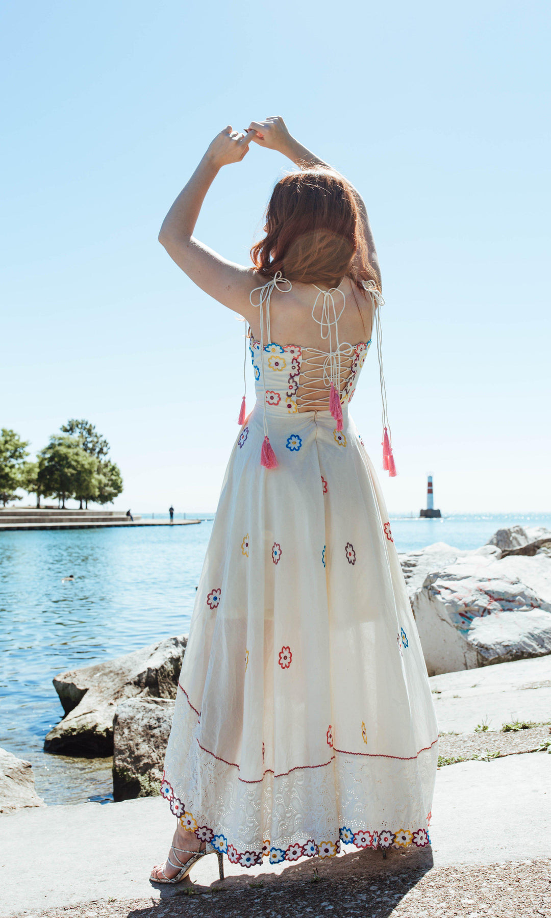 D1001 - dresses