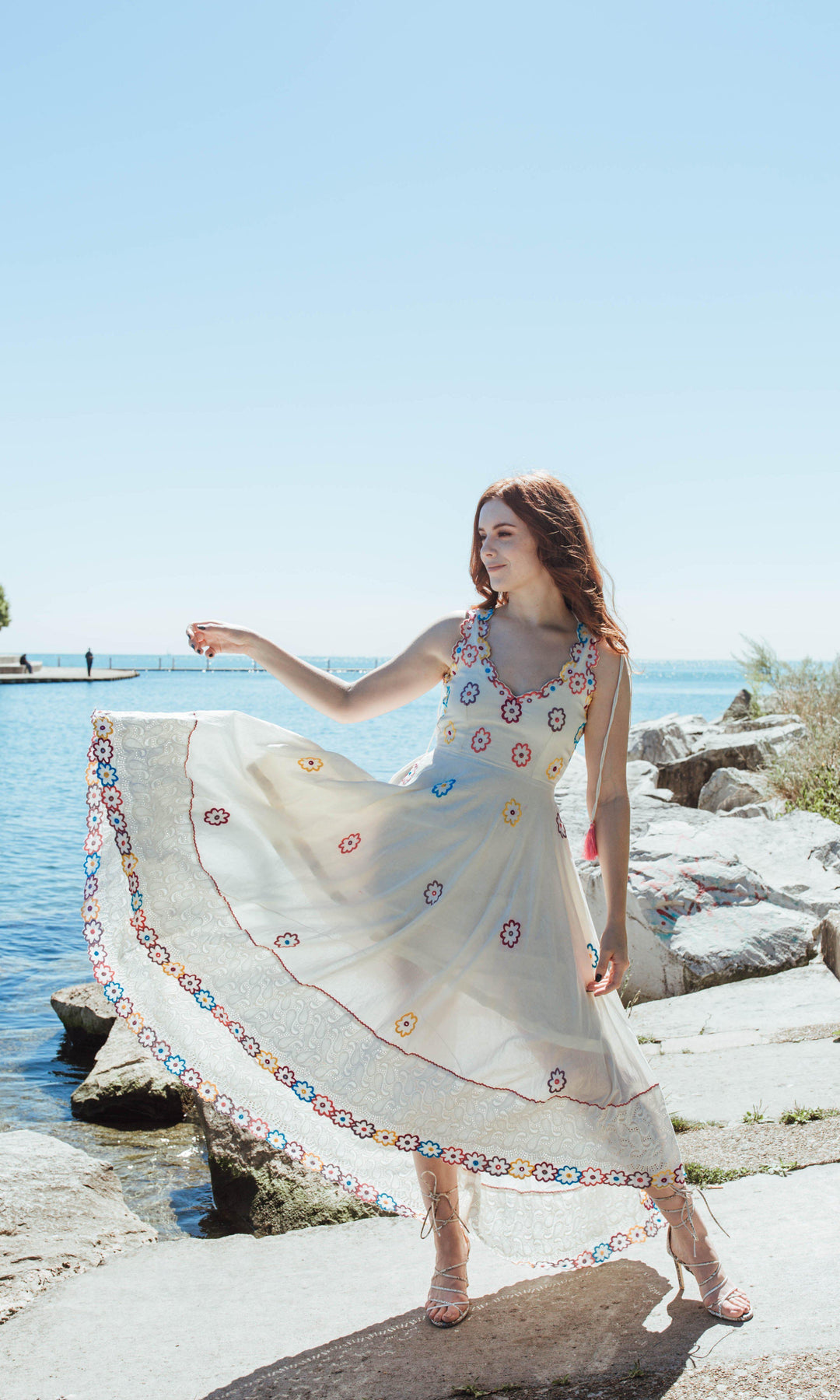 D1001 - dresses