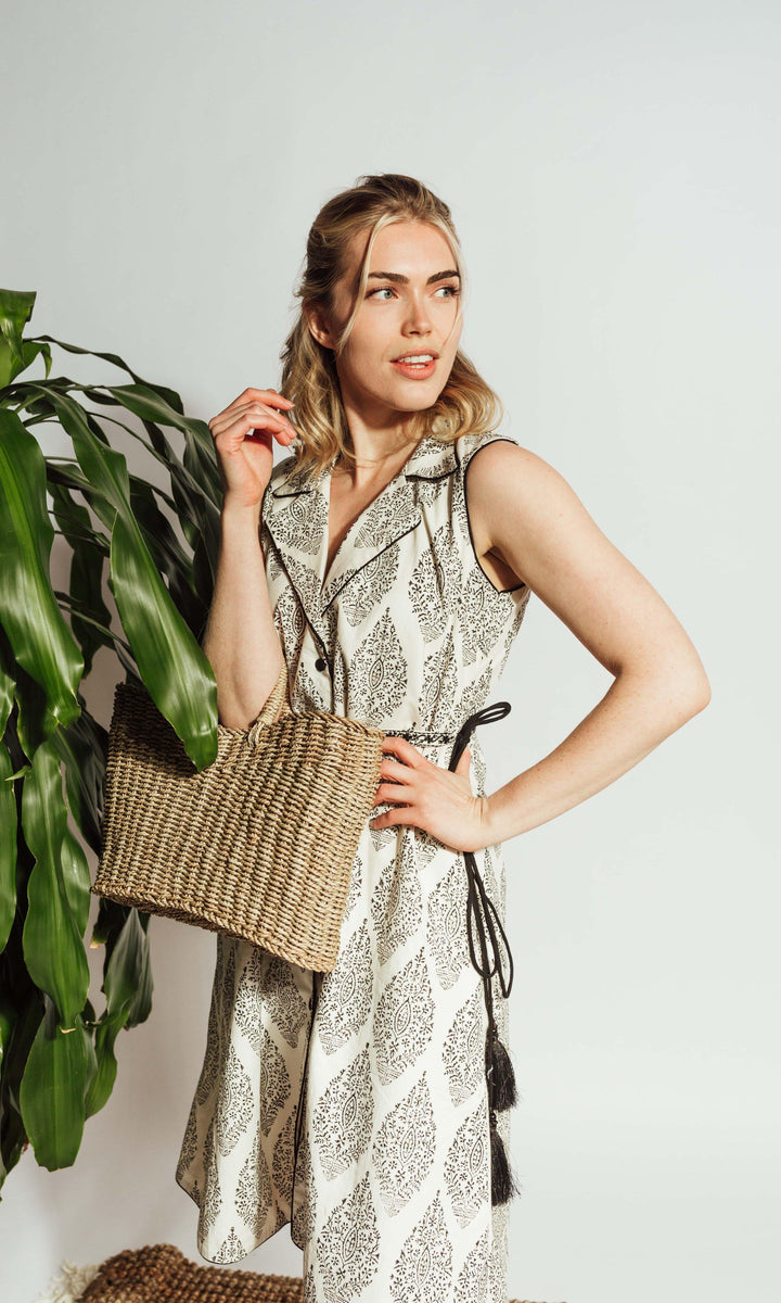 D1022 - dresses