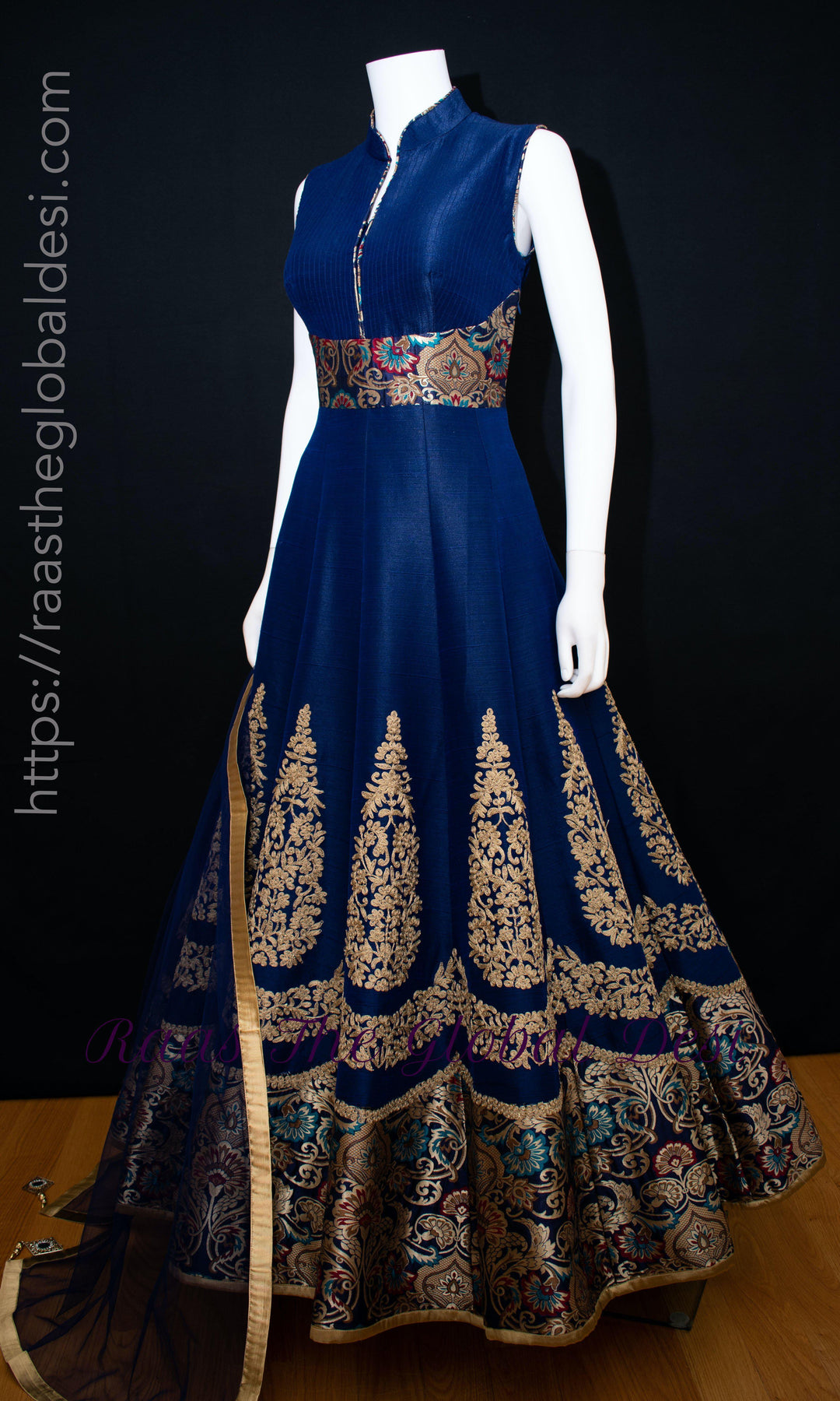 AG1680 - ANARKALI & GOWN