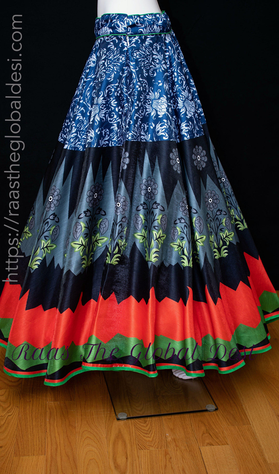 BO1010 - SKIRTS