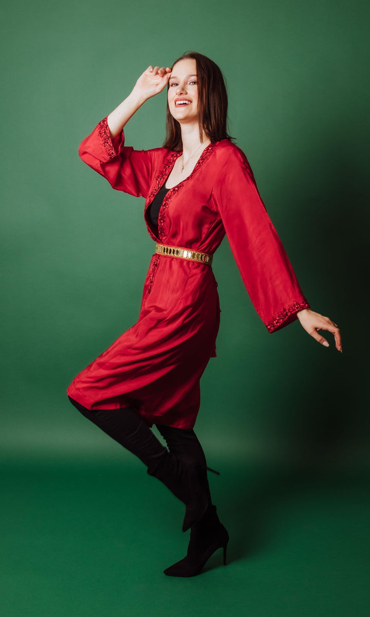 K1003 embroidered red Duster