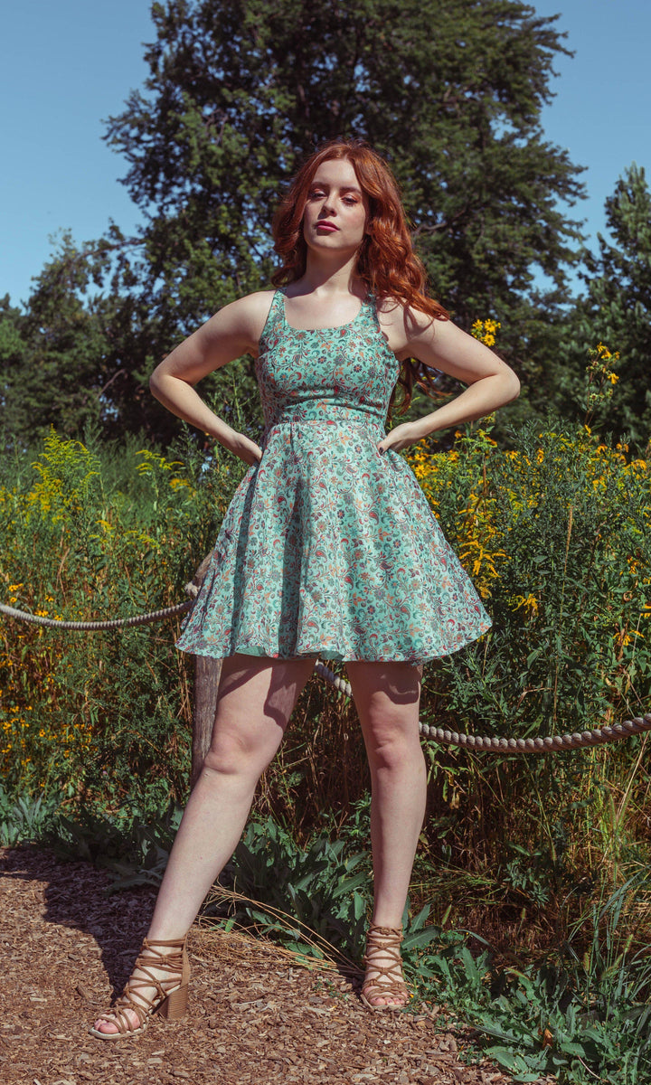D100 - dresses