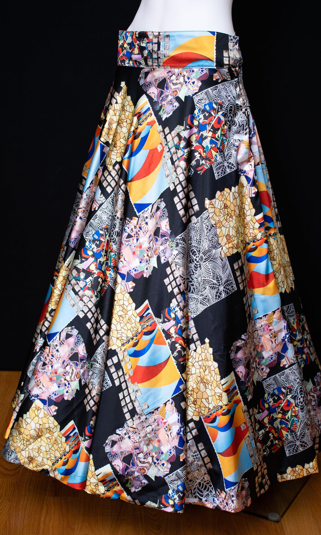 BO1001 - SKIRTS